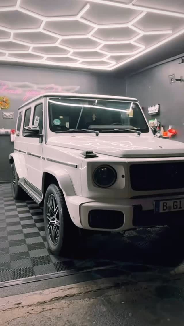 Glanz, der bleibt. Qualität, die überzeugt.
Deine professionelle Kfz-Aufbereitung –
Detail für Detail mit Leidenschaft. ✨

Jetzt Termin sichern!
#detailing #auto #car #viralreels #viral